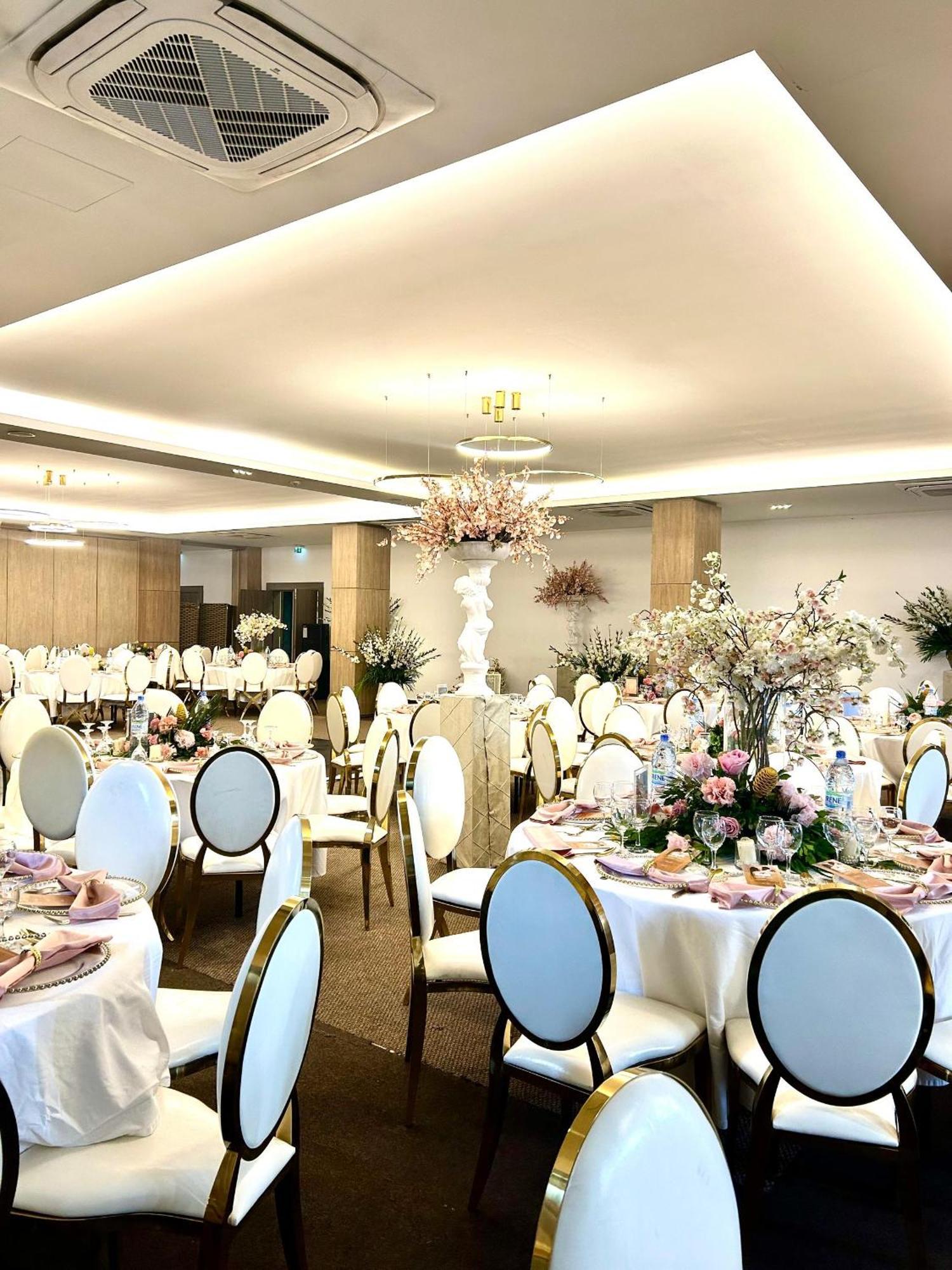Hotel Ivotel 3*